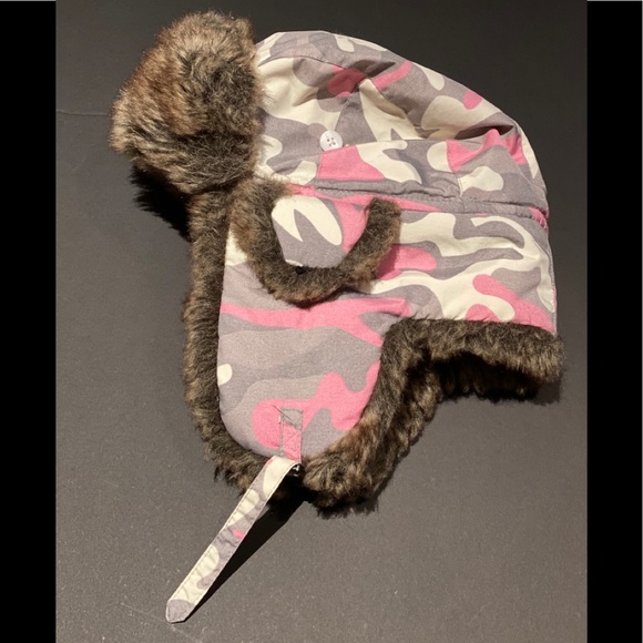 💋2/$30💋 Auclair Hat - Picture 2 of 5